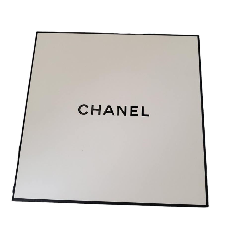 Empty channel box.
